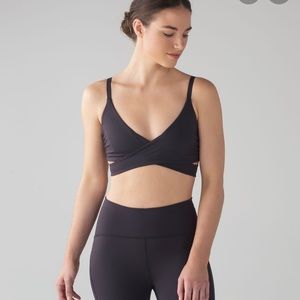 Lululemon Lean In Bra black